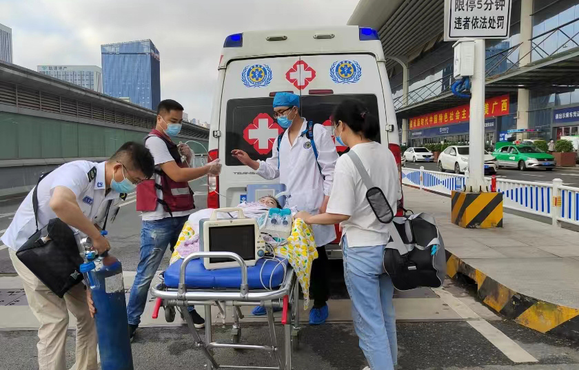 合作市救护车出租公司